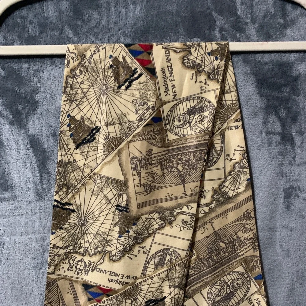 Vintage Mackintosh New England Map Nautical Souvenir Scarf Tie Massachusetts